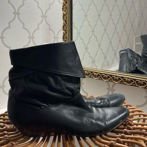 Vintage Frye black leather booties